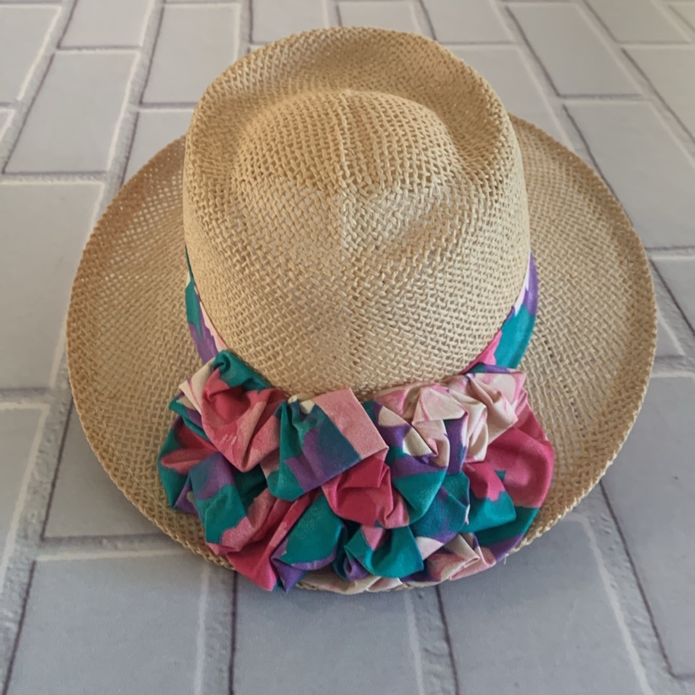 Straw hat - Picture 3 of 6